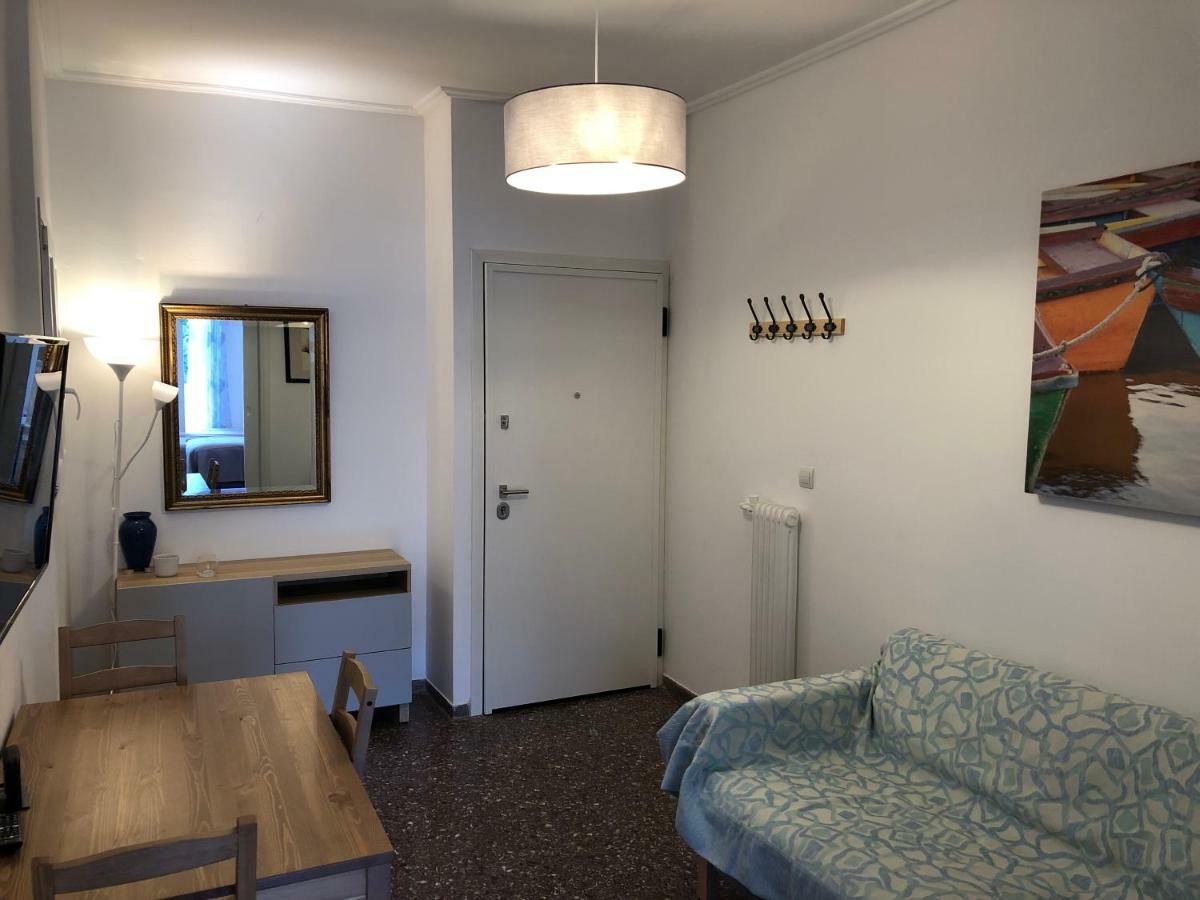 Metaxourgio Spacious Two Bedroom Apartment Athen Exterior foto