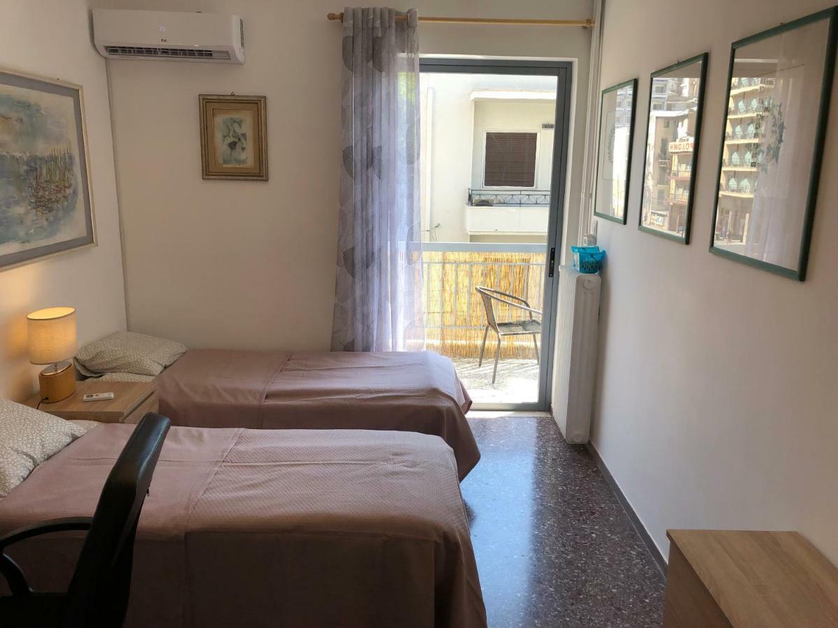 Metaxourgio Spacious Two Bedroom Apartment Athen Exterior foto